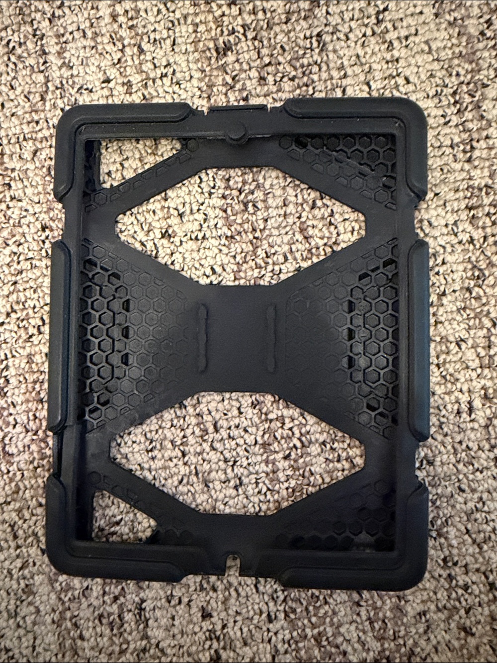 Ipad Black Tablet Case with Honeycomb Grip